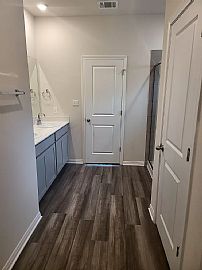 Spacious 4beds Home For Available For Rent  in Austin, TX (Photo 7 of 12)