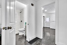 This Adorable Little Ranch Has Been Completely Remodeled! in Lexington, KY (Photo 8 of 9)