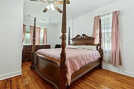 Gentilly Home with Three Bedrooms, Two Full Bathrooms in New Orleans, LA (Photo 6 of 12)