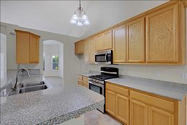 Charming 3 Bedroom, 2 Bath, 1,708 Sq.Ft in Ione, CA (Photo 4 of 11)