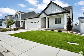 Home Featuring a Modern Aesthetic Throughout. It Boasts a Spaci in Lehi, UT (Photo 12 of 12)