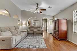 Stunning 3-Bedroom Single-Story Home with Solar Panels! in Las Vegas, NV (Photo 2 of 11)