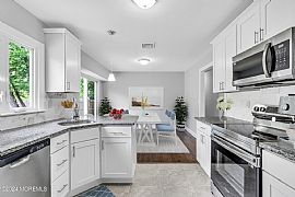 Desirable Brick Lake Park Section of Brick! in Brick, NJ (Photo 4 of 12)