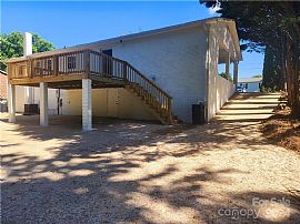 Fully Remodeled Brick Ranch in a Well Established Neighborhood in Granite Falls, NC (Photo 6 of 6)