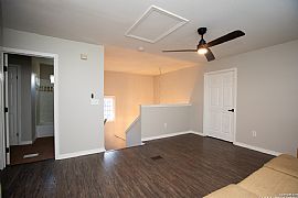 Home in Beautiful Enclaves in Downtown San Antonio! in San Antonio, TX (Photo 7 of 12)