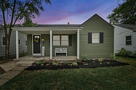 This Charming Ranch Has Undergone a Complete Update in Columbus, OH