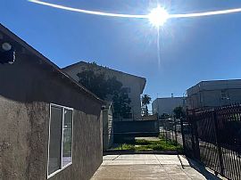 1 Bedroom Apartment For Rent in Los Angeles, CA (Photo 6 of 11)