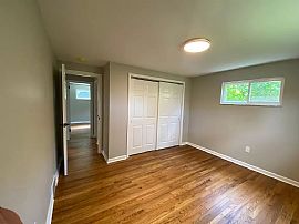 Single Family Residence  in Monroeville, PA (Photo 4 of 12)