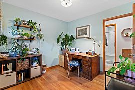 Beautifully Updated 3-Bedroom, 1.5 Bathroom in Milwaukee, WI (Photo 5 of 12)