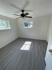 Beautiful Updated Lake House in North Shore Camanche in Ione, CA (Photo 6 of 6)