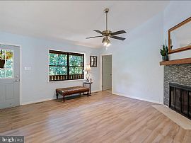 Home Features High-Speed Internet For Remote Work, and More in Haymarket, VA (Photo 5 of 12)