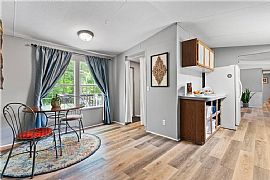 Beautiful Home Nestled in The Heart of Dahlonega! in Dahlonega, GA (Photo 5 of 10)