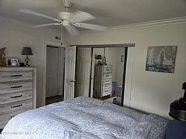 Lovely and Furnished 1 Bedroom and 1 Bathroom in Eatontown, NJ (Photo 7 of 10)