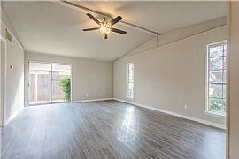 Lovely 2bedroom and 2bathroom in Dallas, TX (Photo 2 of 11)