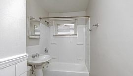 14610 Blackstone Ave, Dolton, Il 6041 House For Rent in Dolton, IL (Photo 9 of 9)