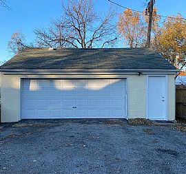 5225 Chain of Rocks Rd Edwardsville, Il 62025 Comfortable House in Edwardsville, IL (Photo 2 of 8)