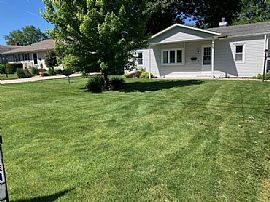 409 Dwight St, Kewanee, Il 61443 House For Rent in Kewanee, IL