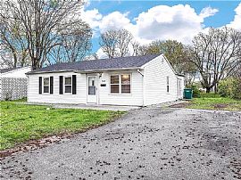 532 Saint James Ln, Cahokia, Il 62206 Home Sweet Home  in Cahokia, IL