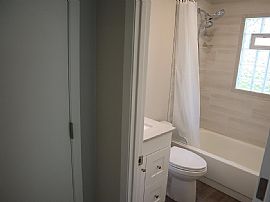 1904 Central Ave, Bettendorf, Ia 52722 Lovely House in Bettendorf, IA (Photo 4 of 10)