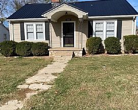 1301 Nutwood St, Bowling Green, Ky 42104 $1,300/mo in Bowling Green, KY