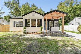 Beautiful Home in The Desirable and Peaceful Neighborhood in Tampa, FL