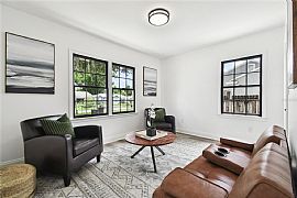 Beautiful Home in The Desirable and Peaceful Neighborhood in Tampa, FL (Photo 8 of 8)