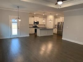 21909 Shearwater Dr, Athens, Al 35613 in Athens, AL (Photo 4 of 7)