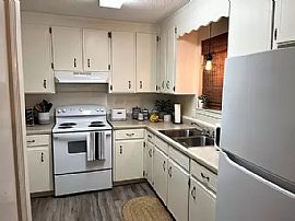 3006 Nottingham Way, Dothan, Al 36305 in Dothan, AL (Photo 5 of 6)