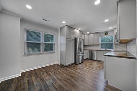 Charming Updated 1-Story Ranch Style Home, Nestled in Charlotte in Charlotte, NC (Photo 3 of 8)