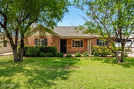 Home in Central Phoenix'S Coveted Willo Neighborhood in Phoenix, AZ