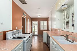 Home in Central Phoenix'S Coveted Willo Neighborhood in Phoenix, AZ (Photo 2 of 10)