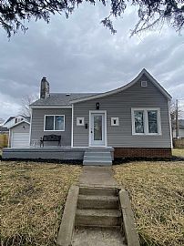 Cute Bungalow Style Home on Bungalow Drive! in Logansport, IN