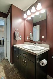 Spacious Home Close to Schools and Parks. in Fargo, ND (Photo 7 of 10)