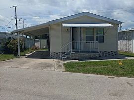 117 52nd Avenue Dr W, Bradenton, Fl 34207 in Bradenton, FL