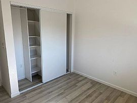 Comfortable and Unique 3 Bedroom Home in Anchorage, AK (Photo 7 of 11)