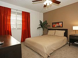 Comfortable and Suitable 2 Bedroom in Phoenix, AZ