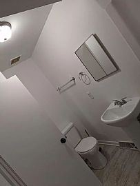 Comfortable 1 Bedroom in Rockford, IL (Photo 3 of 7)