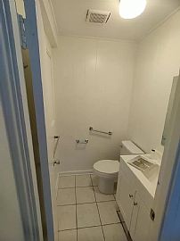 Unique 3 Bedroom Home in Honolulu, HI (Photo 2 of 9)