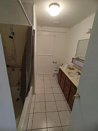 Unique 3 Bedroom Home in Honolulu, HI (Photo 6 of 9)