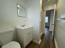Special 2 Bedroom in Honolulu, HI (Photo 5 of 9)