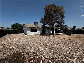 Stunning House Remodel in Las Vegas, NV (Photo 9 of 10)