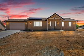 Welcome to Your Dream Home in The Picturesque Lake Camanche Vil in Ione, CA