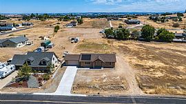 Welcome to Your Dream Home in The Picturesque Lake Camanche Vil in Ione, CA (Photo 9 of 9)