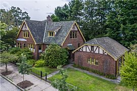 Welcome to 166 Lancaster Street. in Providence, RI (Photo 12 of 12)