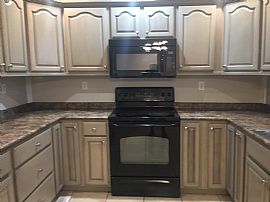 Beautiful 4 Bedrooms Home  in Cleveland, TN (Photo 2 of 4)