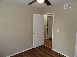 $1,000/mo 3bd 1ba 1,050sqft in Frankfort, KY (Photo 6 of 8)