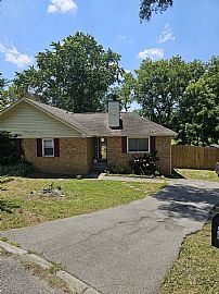 Great Area and Neighborhood W/convenient Location in Old Hickory, TN