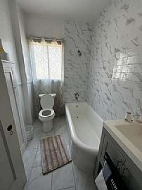 2 -Bedroom, 1-Bathroom Single-Family Home in San Francisco, CA (Photo 2 of 6)