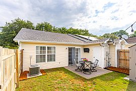 James Island Just Minutes From Folly Beach and Downtown in Charleston, SC (Photo 10 of 10)