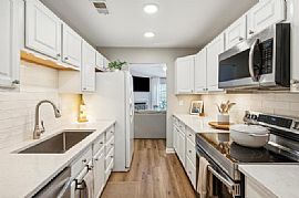 James Island Just Minutes From Folly Beach and Downtown in Charleston, SC (Photo 3 of 10)